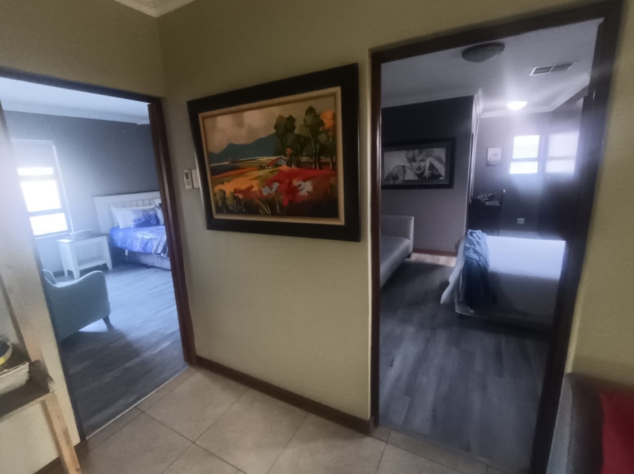 4 Bedroom Property for Sale in Roylglen Gardens Northern Cape
